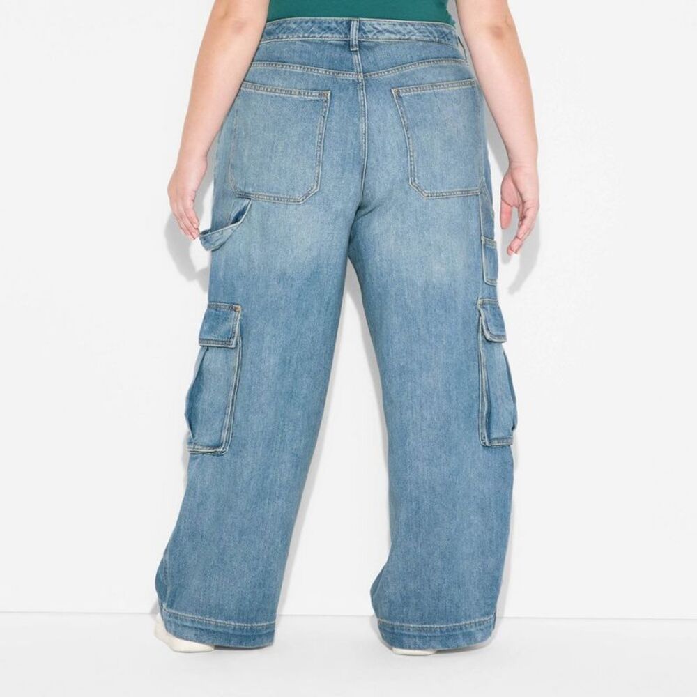 Open Box - Wild Fable - Women's Mid-Rise Wide Leg Cargo Jeans - Wild Fable Blue - Picture 3 of 3